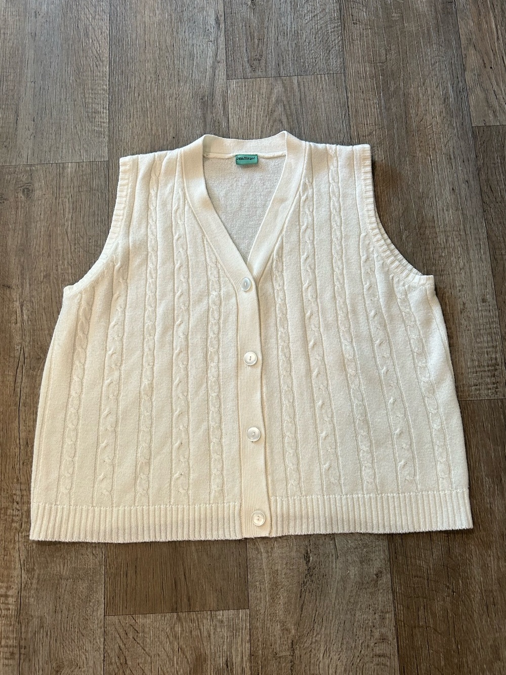 Vintage Cream Cable-Knit Button-Up Sweater Vest. Size: L